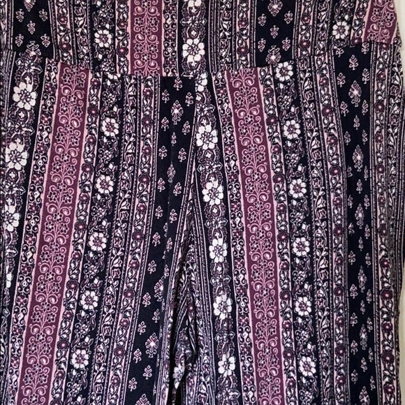 Hippie Floral Pants - Picture 2 of 3